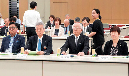 「骨太の方針2025」の取りまとめに向け4項目の対応を求める決議を採択