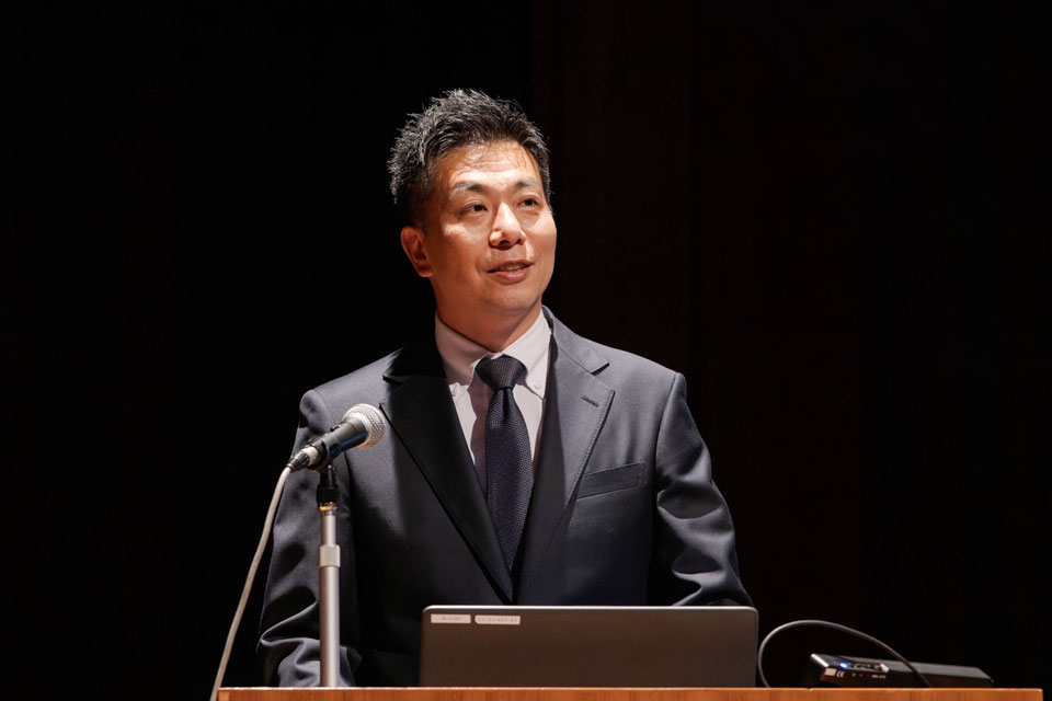 Professor Takashi Sekiyama